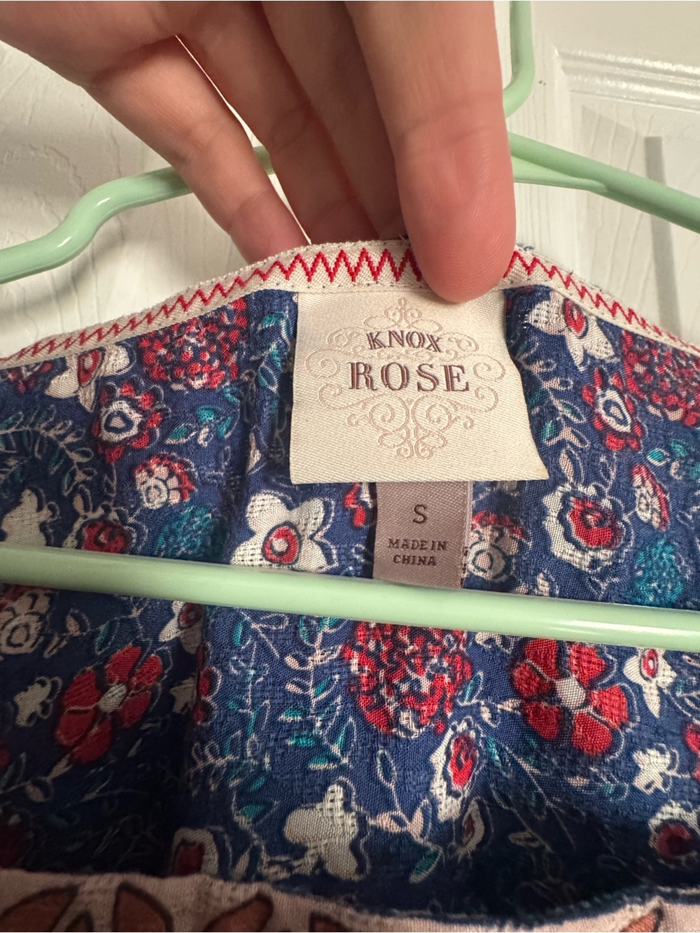 Knox Rose Blue Floral Peasant Tunic with Pink Border - Picture 2 of 5
